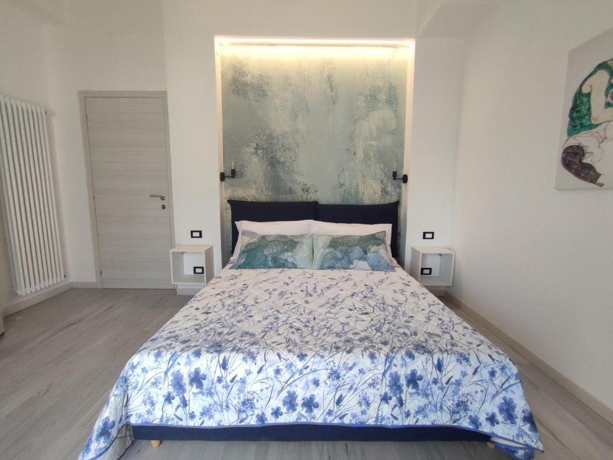 Vista Lago Lecco - Neiade Guest House 페스카테 외부 사진