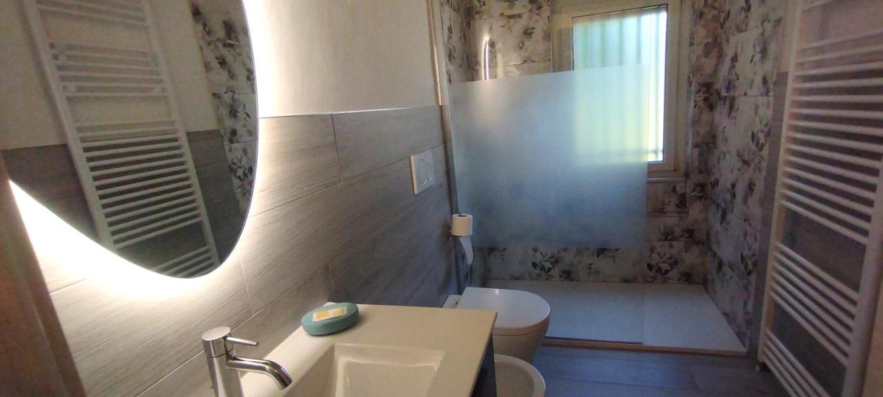 Vista Lago Lecco - Neiade Guest House 페스카테 외부 사진